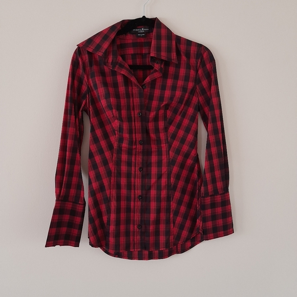 Guess by Marciano Red Plaid Button Down - Picture 1 of 5